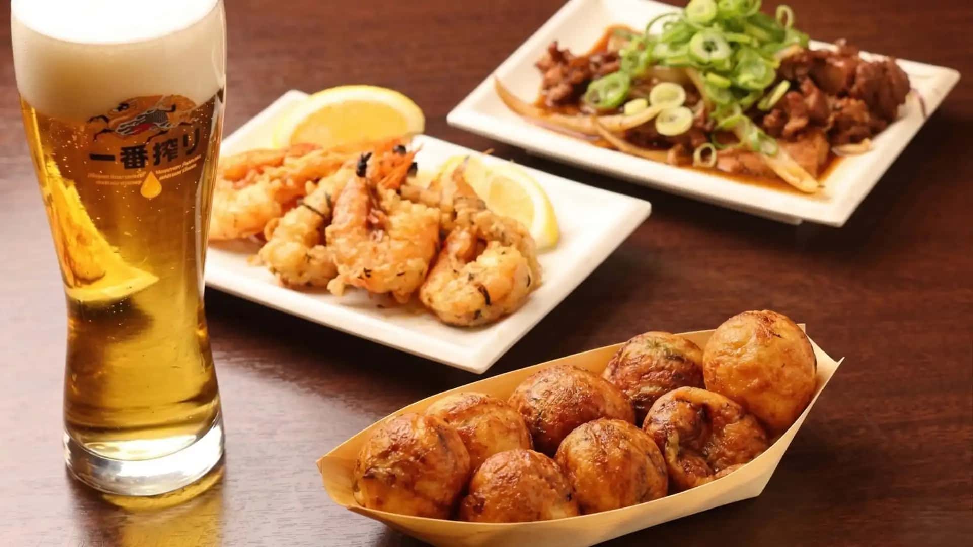 あま福のたこ焼き、鉄板料理とお酒